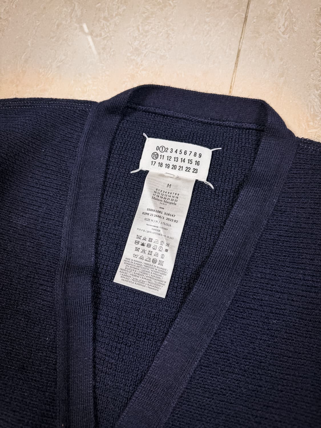 메종 마르지엘라 엘보패치 가디건 (Navy) 상품이미지8