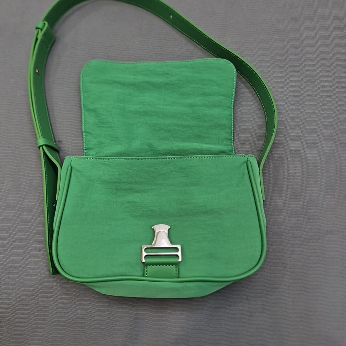 마뗑킴 크리스프 미니 버클백 상품이미지7