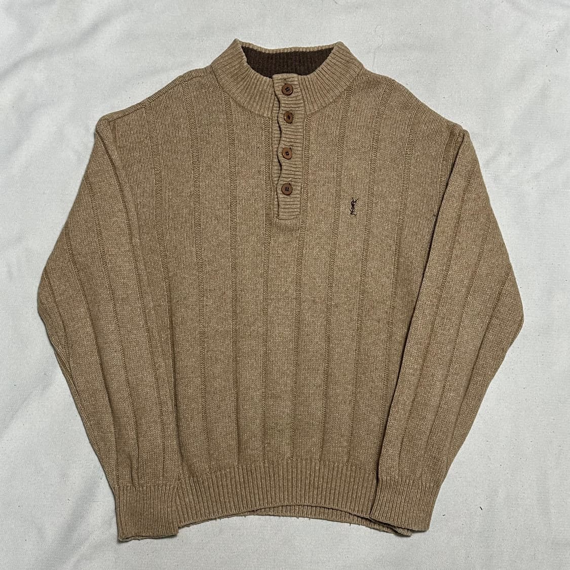 95 입생로랑 하프넥 니트 상품이미지2