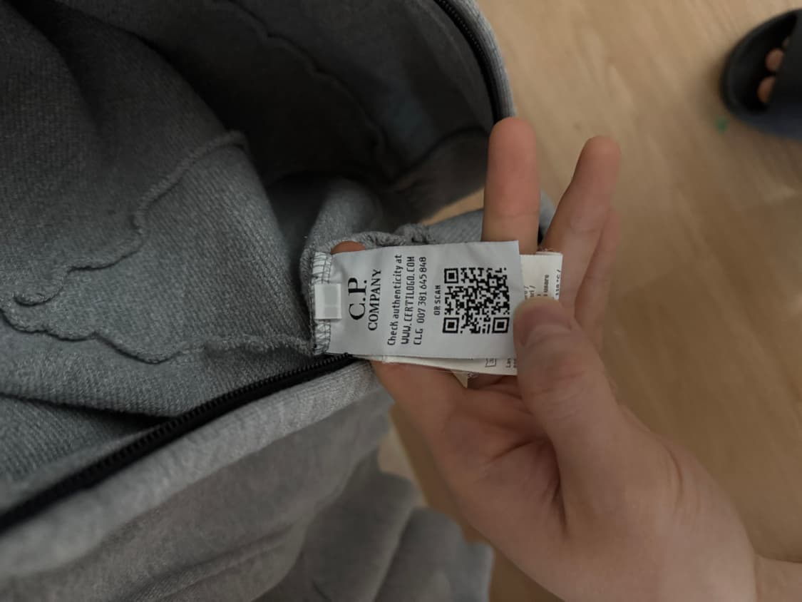 cp컴퍼니 후드집업 상품이미지3