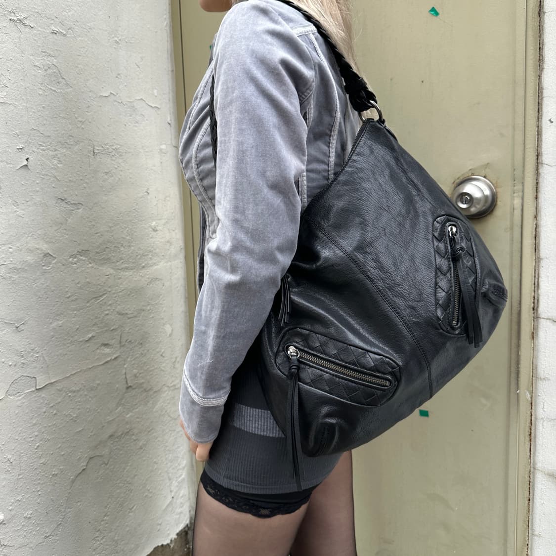 00s 브레이드 디테일 가죽 빅 숄더백 상품이미지2