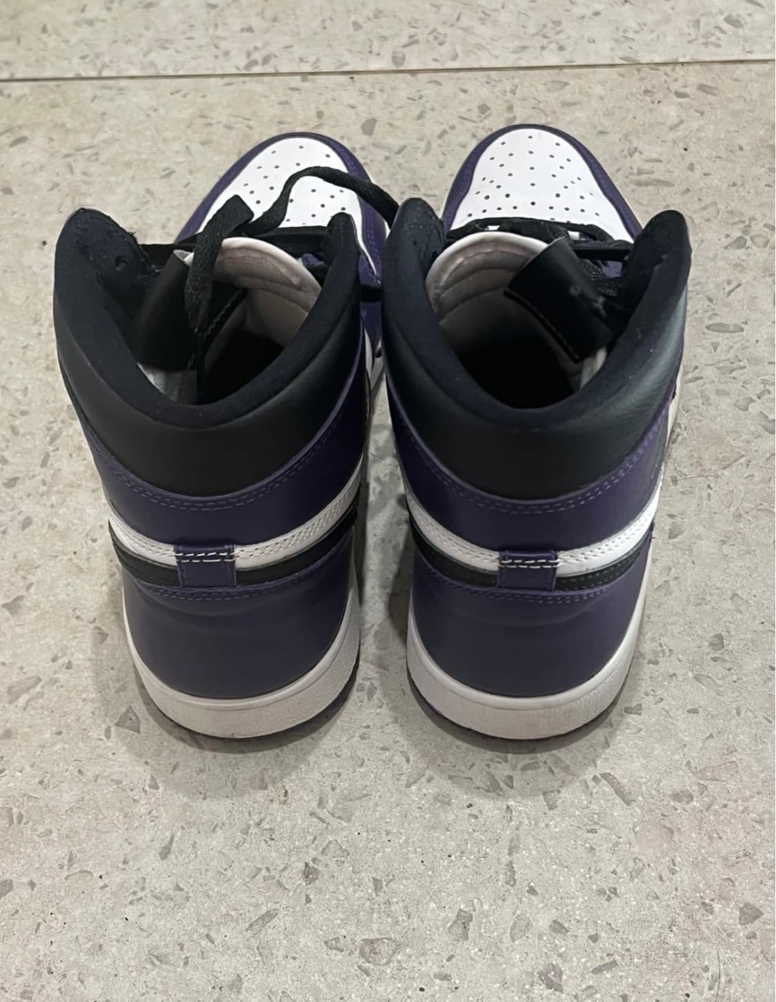 조던1 레트로 하이 OG 코트퍼플 275 상품이미지5