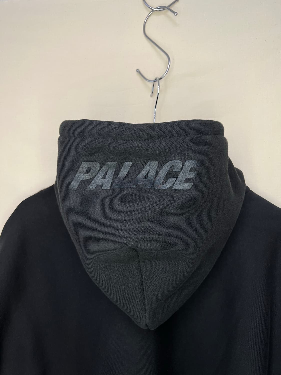 준야와타나베 x 팔라스 24FW 니트 후디 상품이미지3