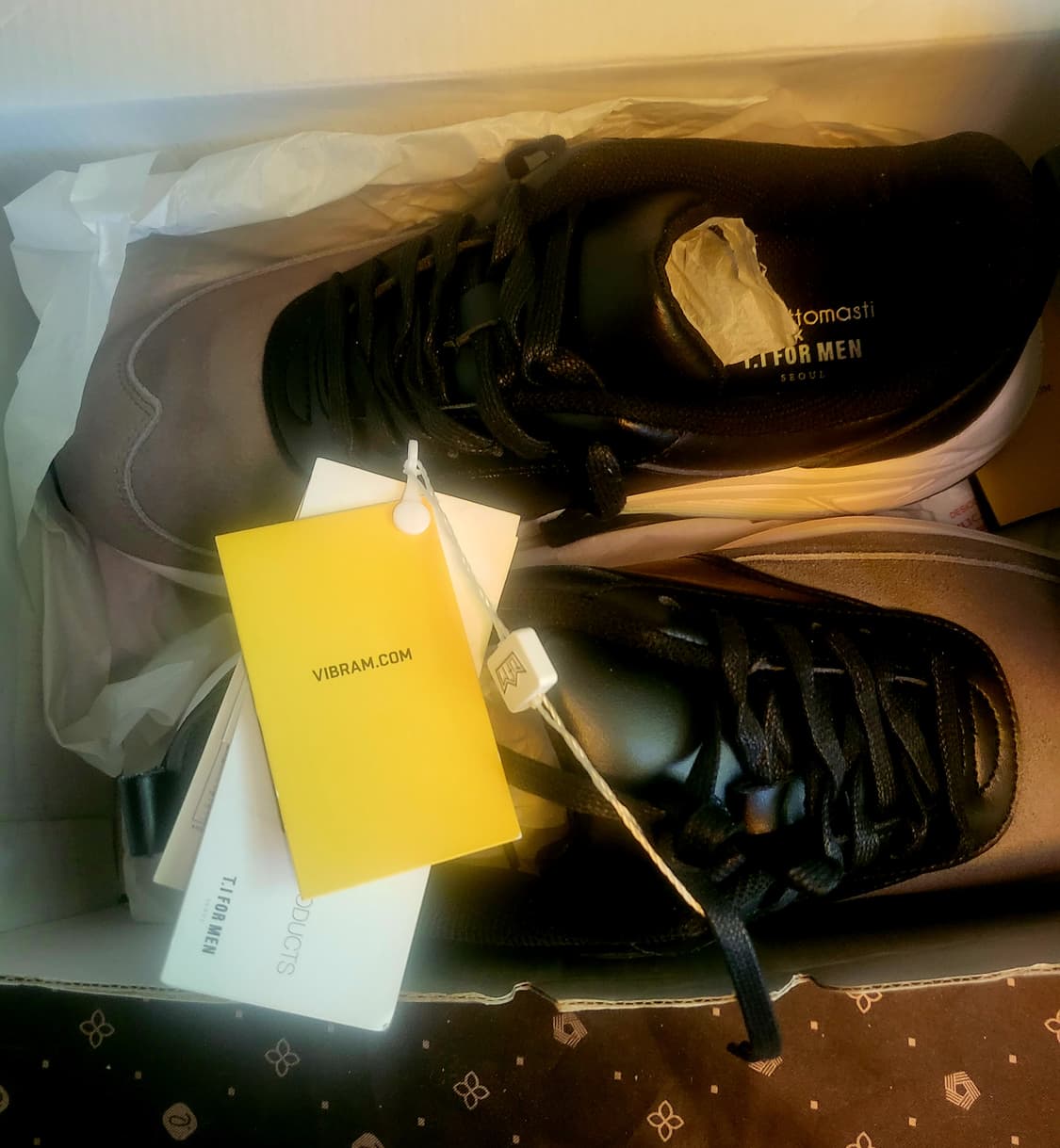 [ 택달린 새상품] 비브람 소가죽 티아이포맨   수입 신발 상품이미지2