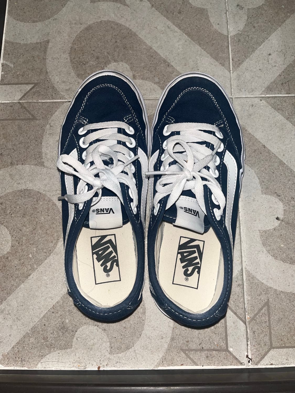 반스 네이비 스니커즈 240 상품이미지1