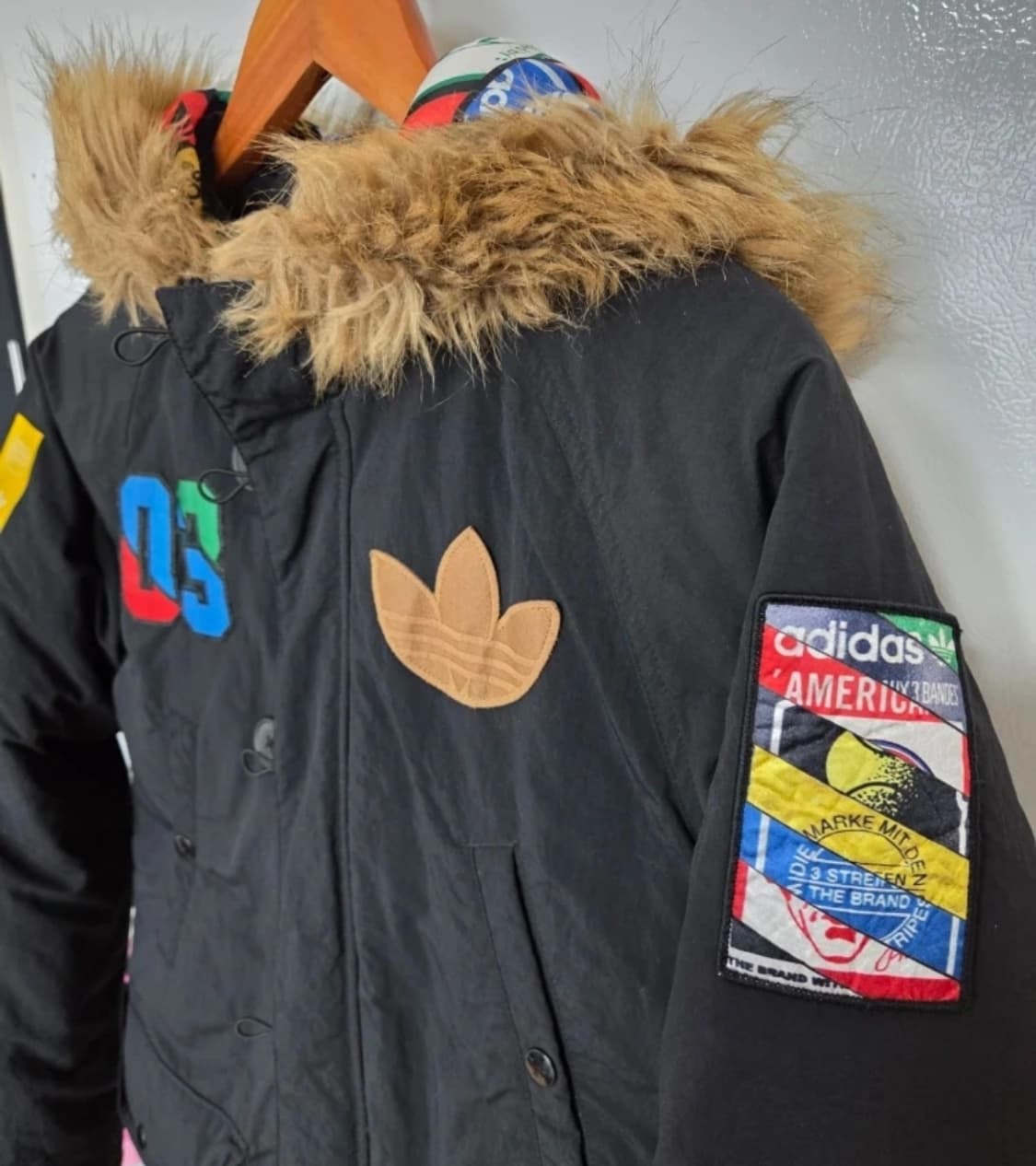 아디다스 블랙 다운 자켓 85 상품이미지1