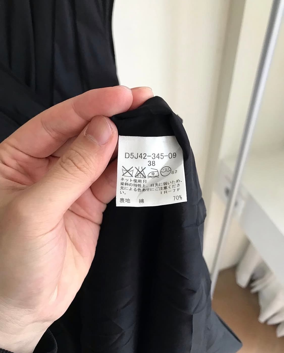 버버리 브이넥 랩 플리츠 캡슬리브 원피스 상품이미지9