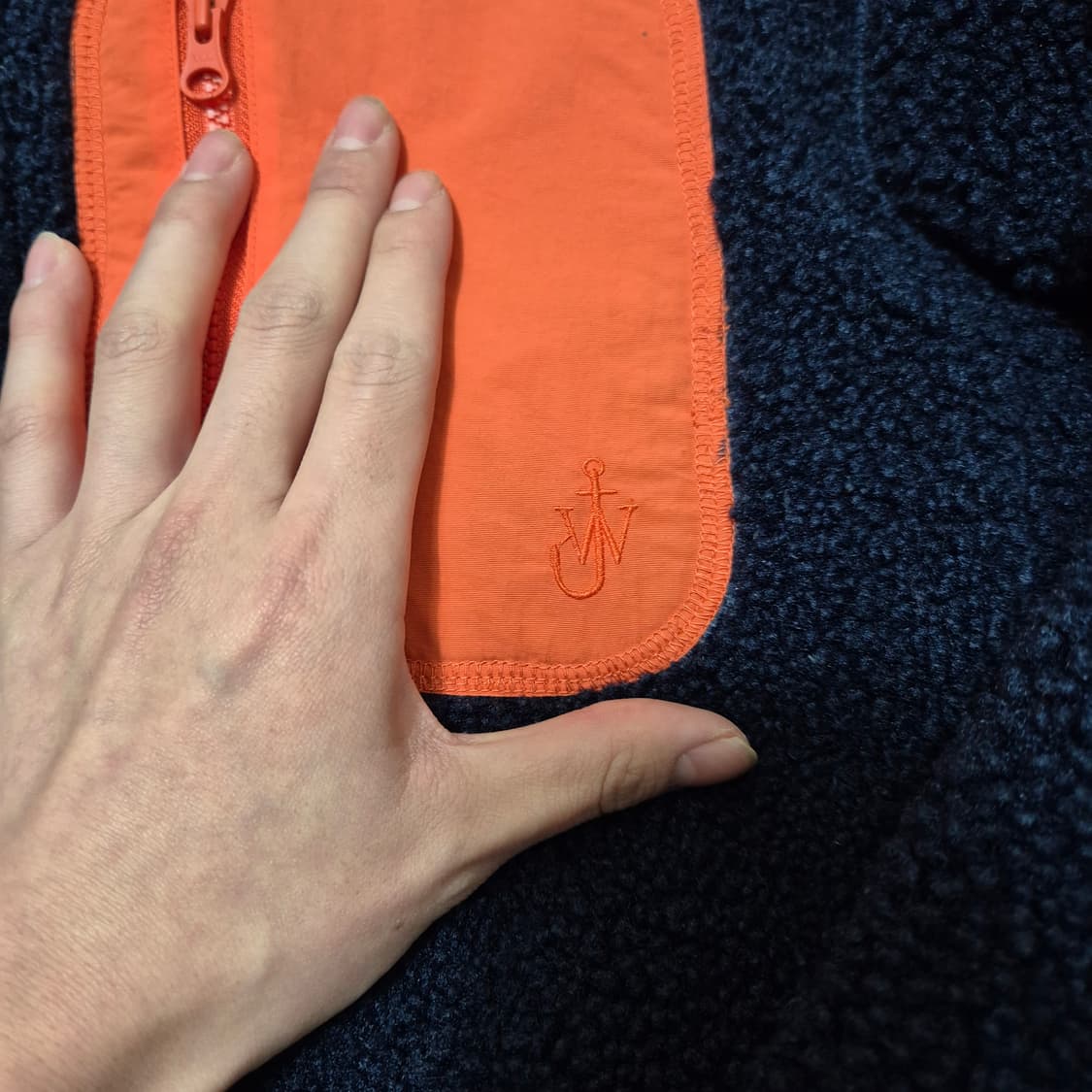 유니클로 JW앤더슨 콜라보 뽀글이 후드 후리스 자켓 L(100) 상품이미지4