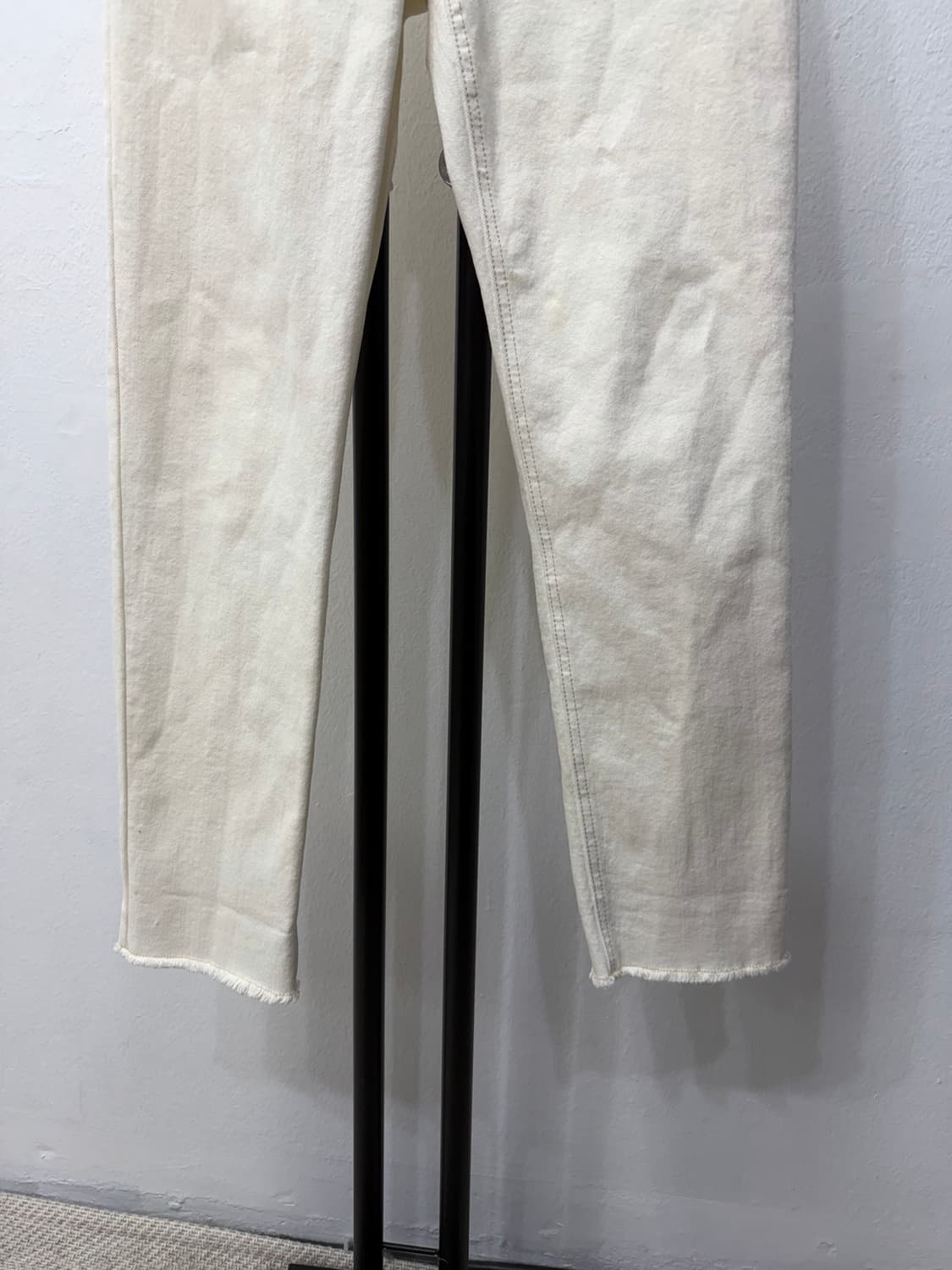 정품) TIME 타임 한섬 여성 아이보리 데님 팬츠 61(24-25) 상품이미지3