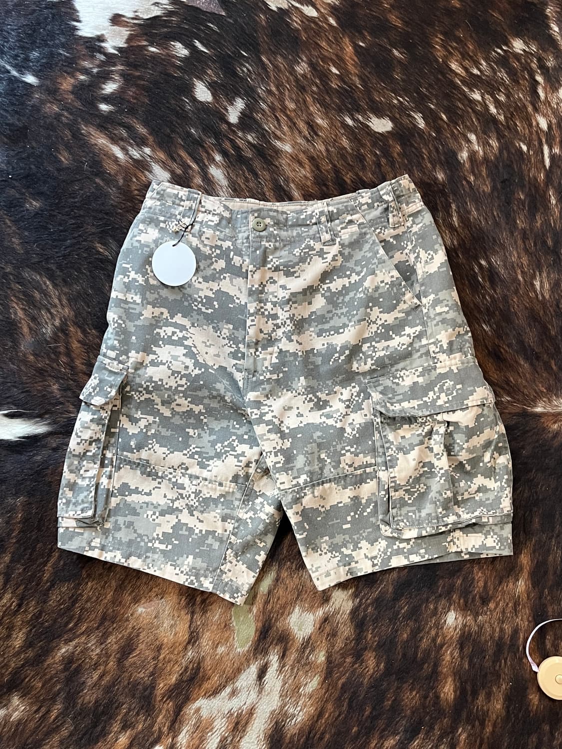 US ARMY DIGITAL CAMO CARGO SHORTS 상품이미지1
