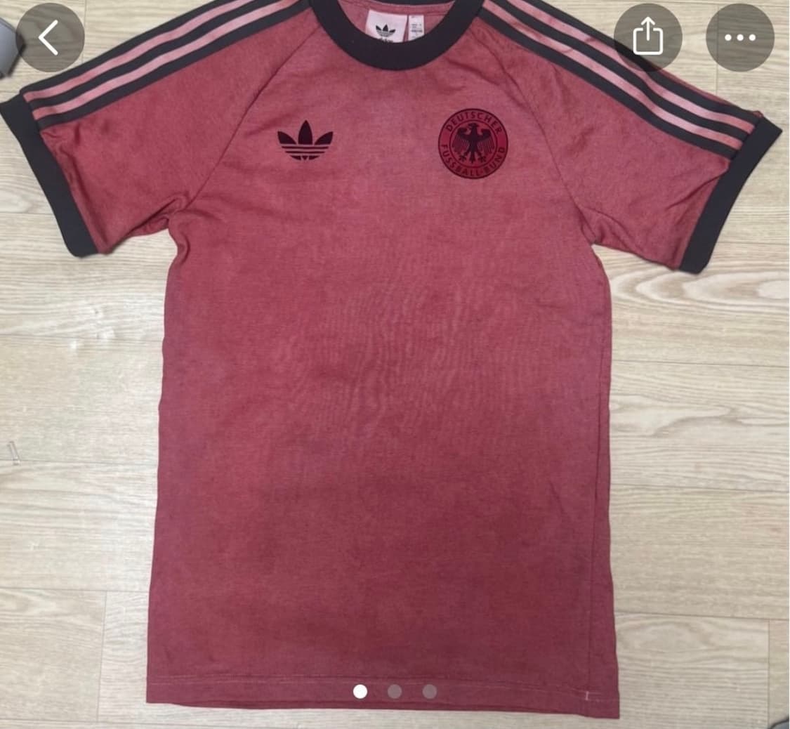 구해요))아디다스 독일 클래식 삼선 티셔츠 커스텀 s 구합니다 제발ㅠㅠㅠ 상품이미지1