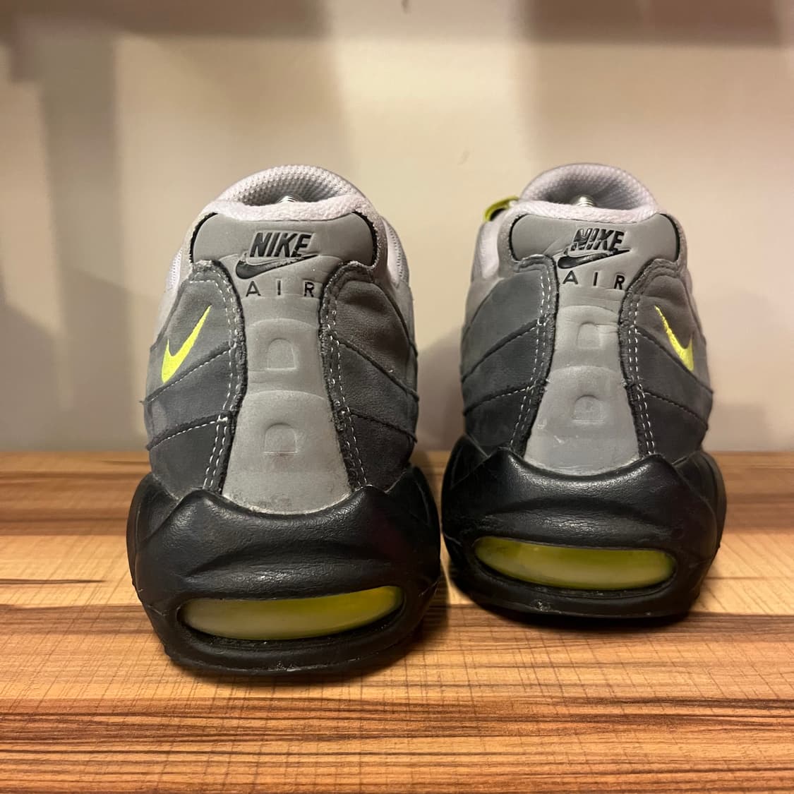 나이키 에어맥스95 네온 상품이미지5