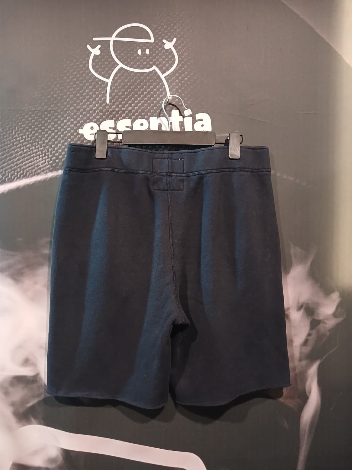 홀리스터 네이비 컬러 로고 그래픽 플리스 반바지 상품이미지3