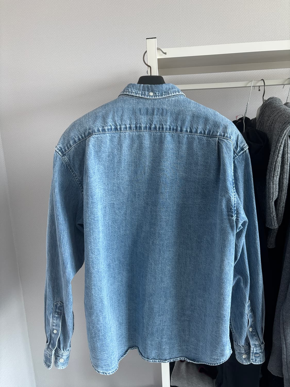 25ss 슈프림 워시드 인디고 셔츠 M 사이즈 상품이미지3