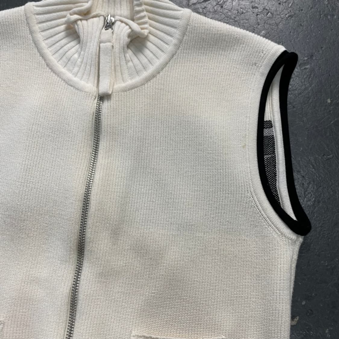 90 마뗑킴 니트 조끼 상품이미지2