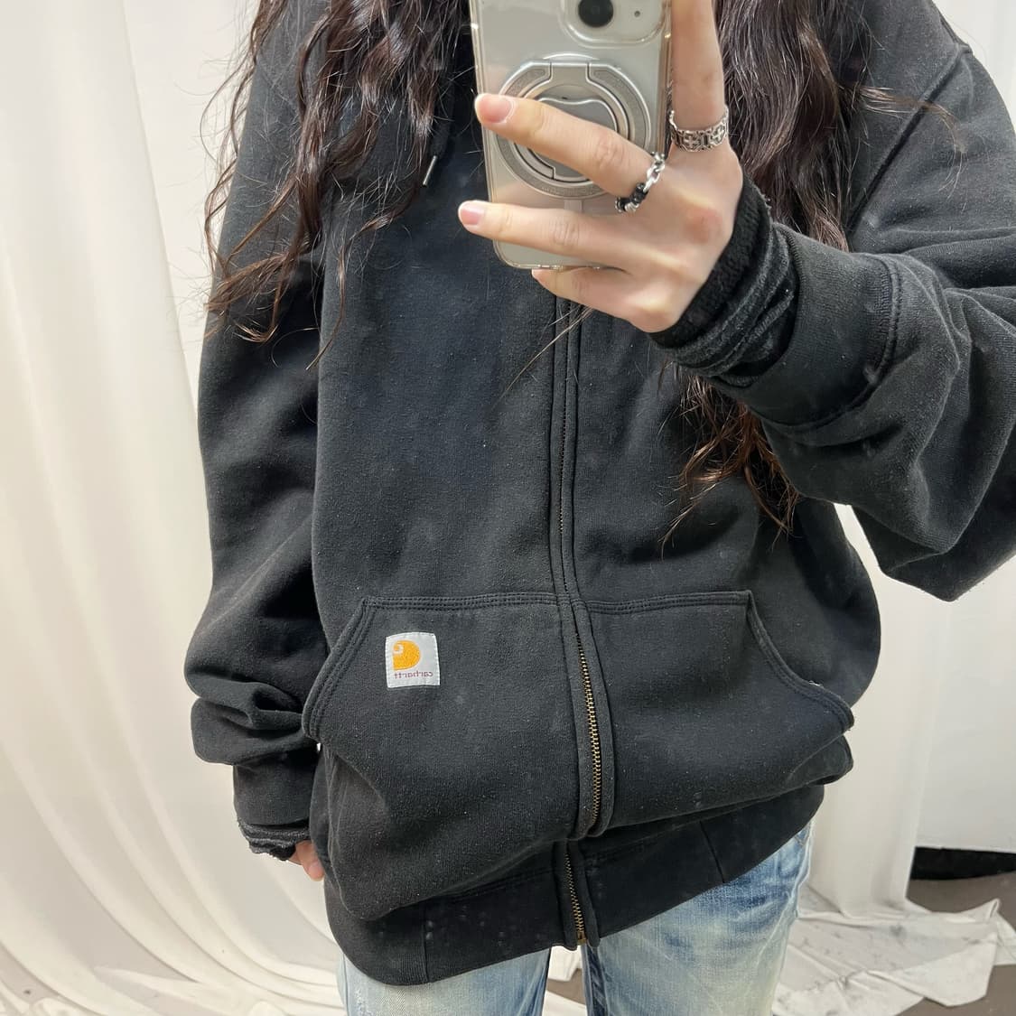 Carhartt Black Hoodie Zip-up 상품이미지3