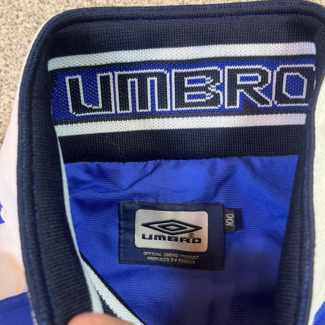 엄브로 트랙 바람막이 점퍼 상품이미지6