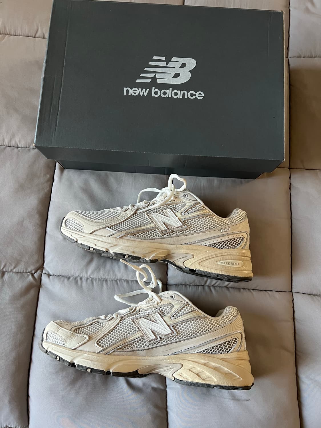 뉴발란스 740 씨솔트 상품이미지5