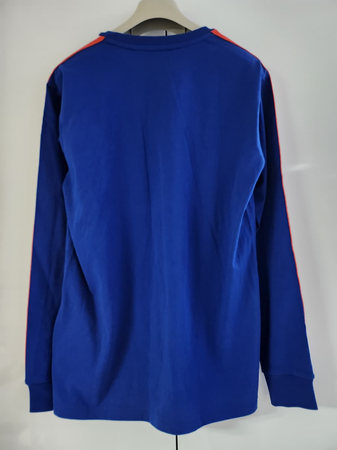 오니츠카티이거 긴팔티셔츠 상품이미지2