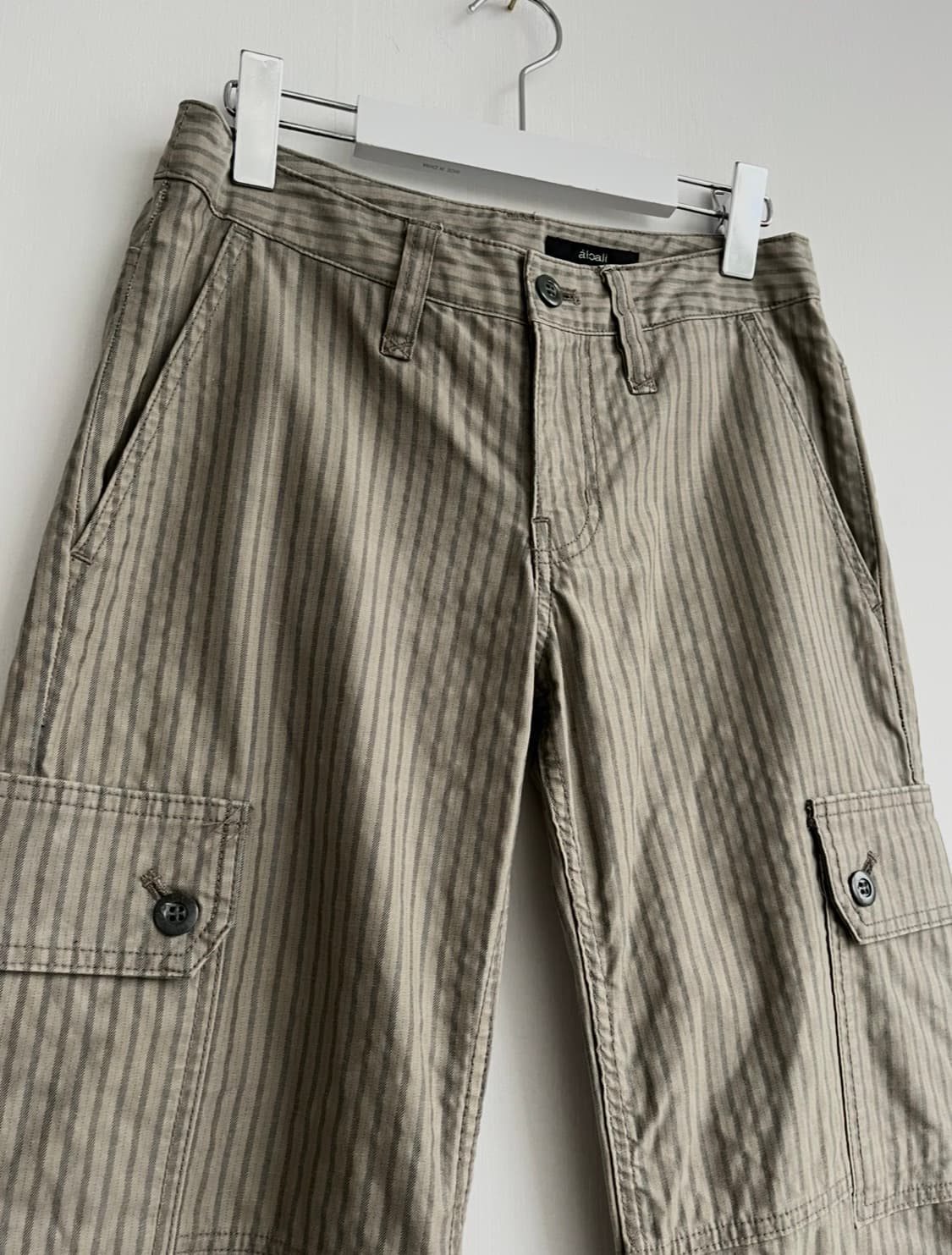 올리브 카키 핀스트라이프 카고 조거 팬츠 상품이미지2