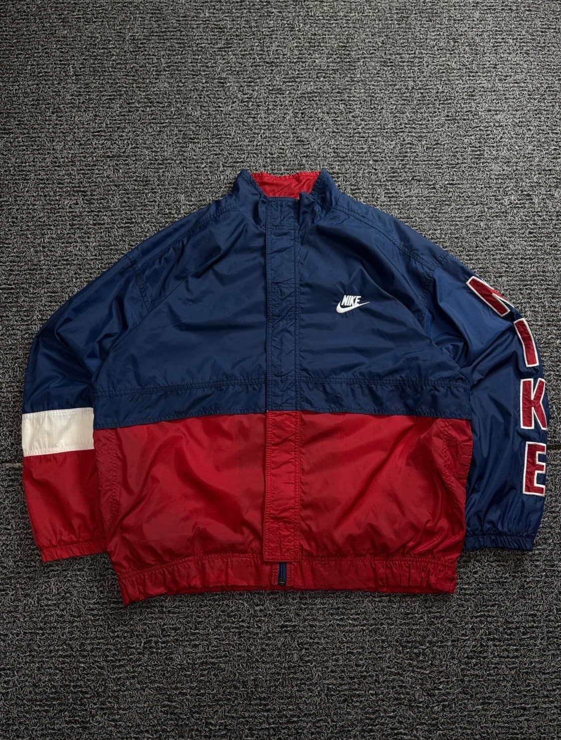 90s 나이키 빅로고 올드스쿨 배색 박시핏 바람막이 2585 상품이미지2