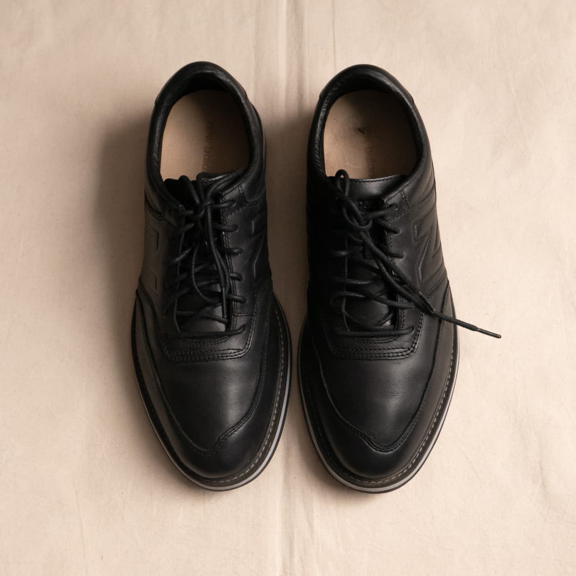 New Balance Oxford Black Leather Shoe 상품이미지3