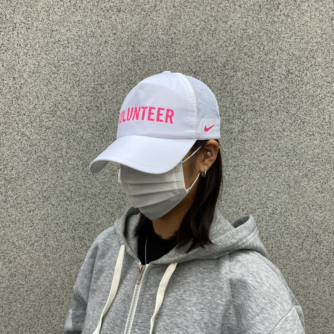 나이키 'VOLUNTEER' 화이트 캡 상품이미지1