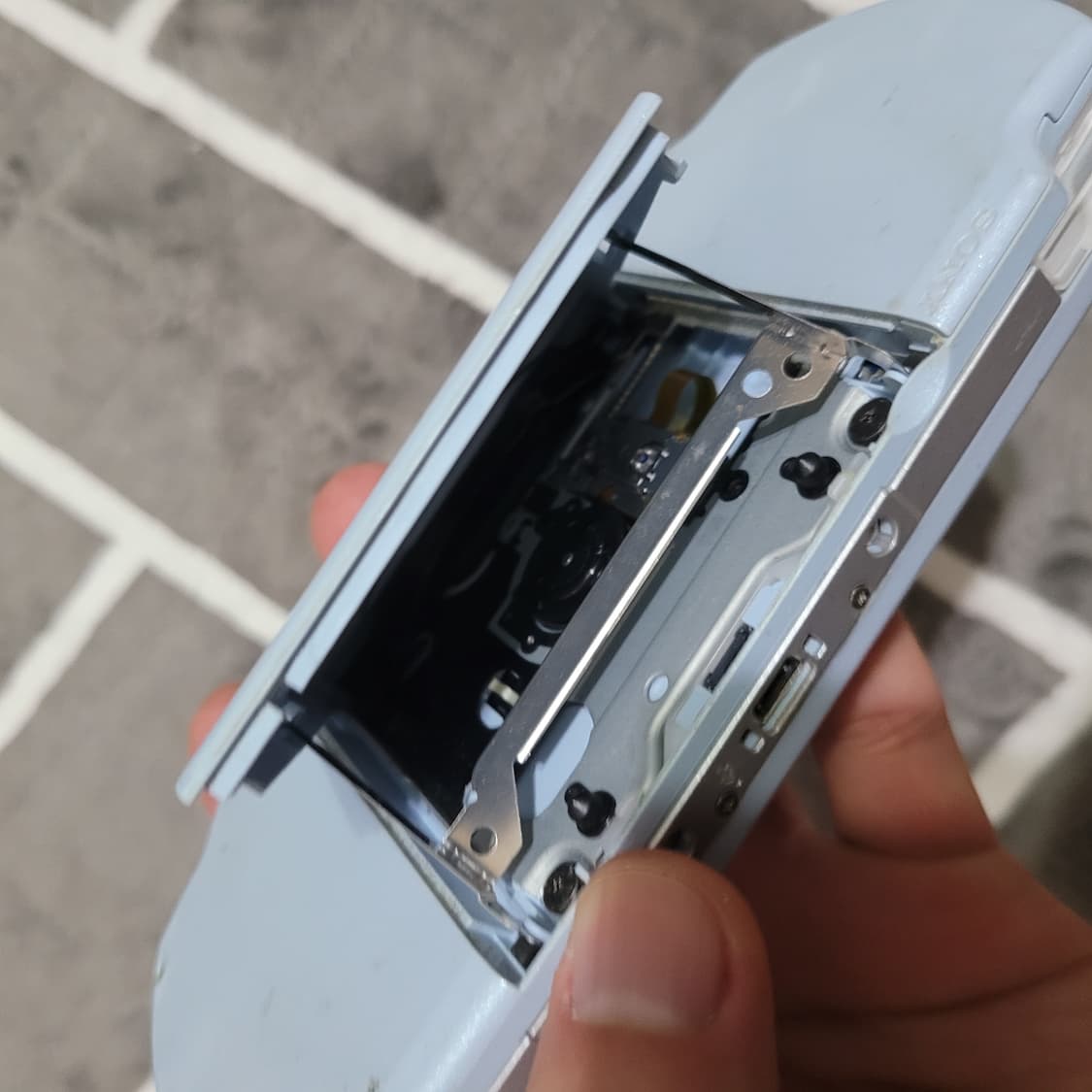 소니 psp2005번 게임기 부품용 상품이미지8