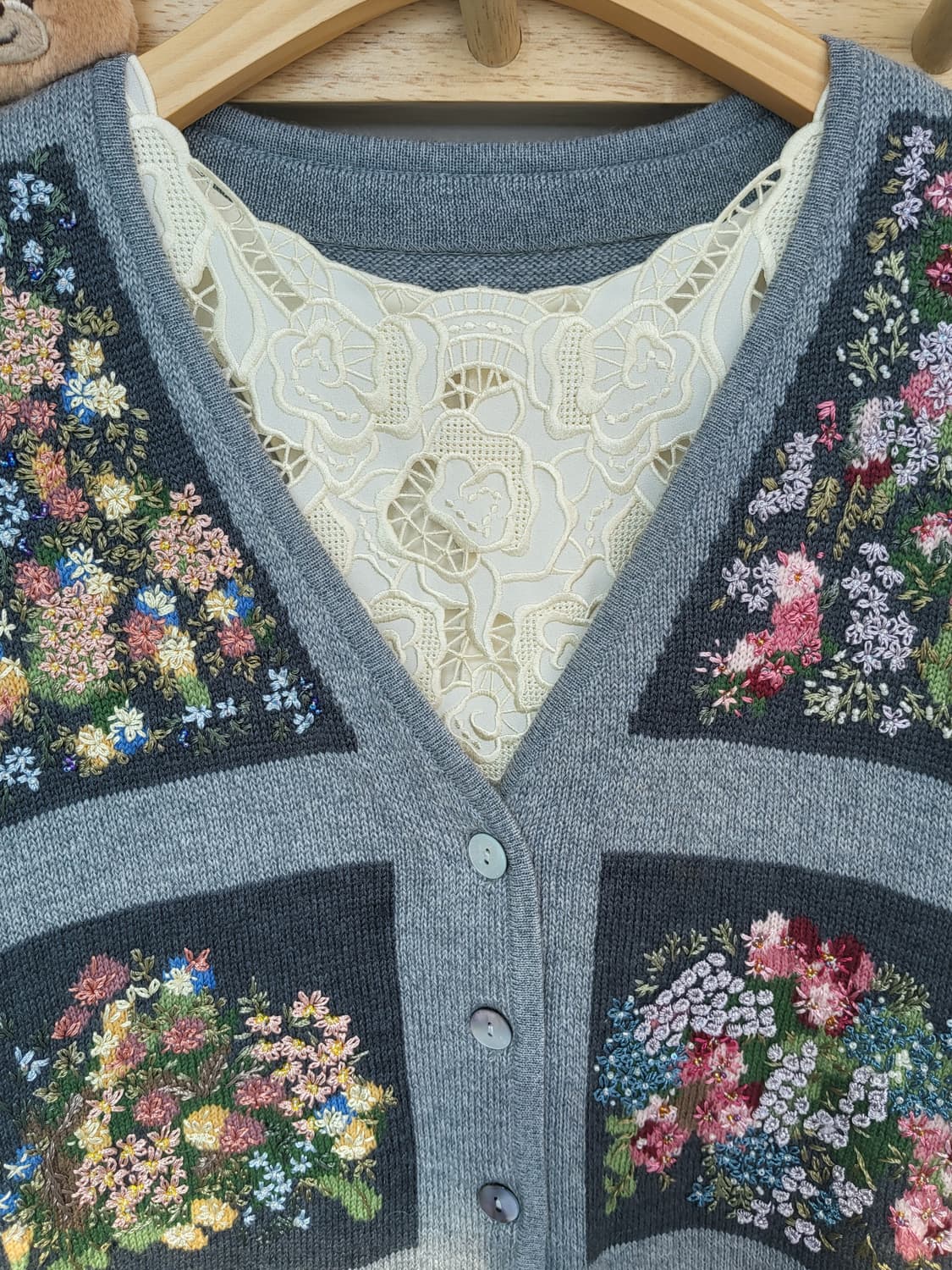 비즈 플라워 자수 빈티지 니트 베스트 상품이미지3