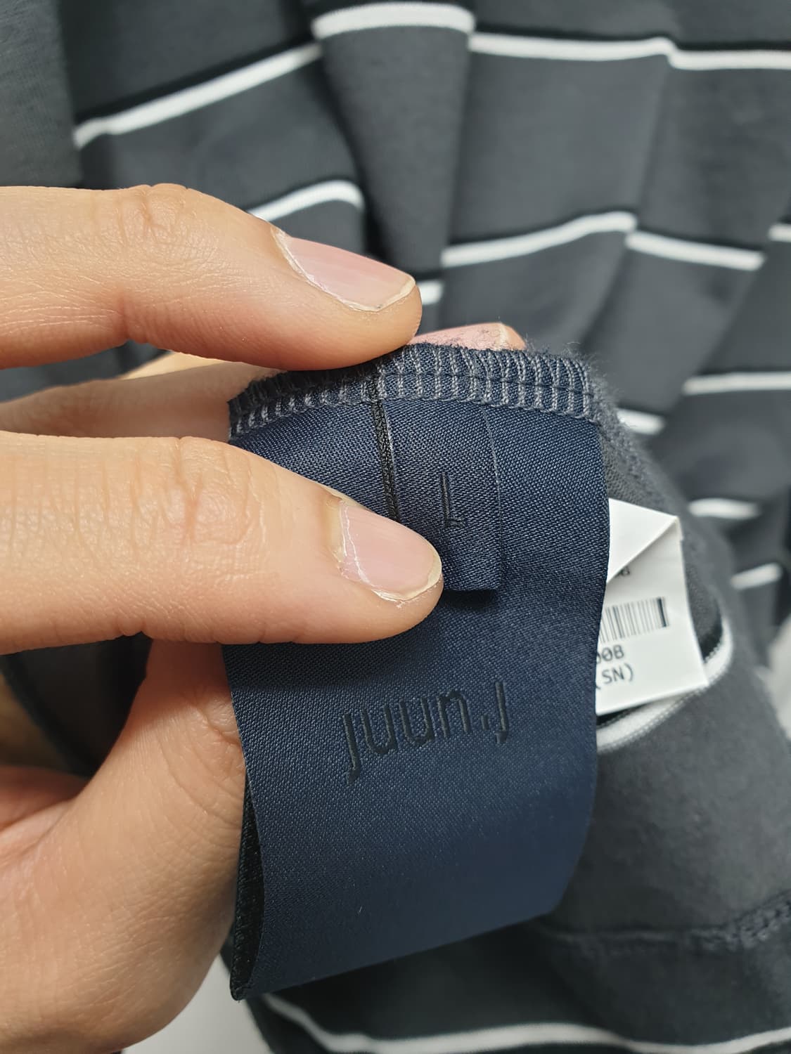 junn.j 준지 그레이 스트라이프 긴팔 티셔츠 L 상품이미지6