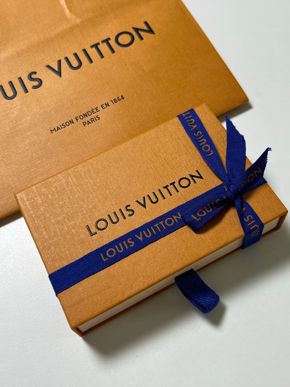 [정품] 신형 / 루이비통 모노그램 쉐도우 오거나이저 그레이 상품이미지8