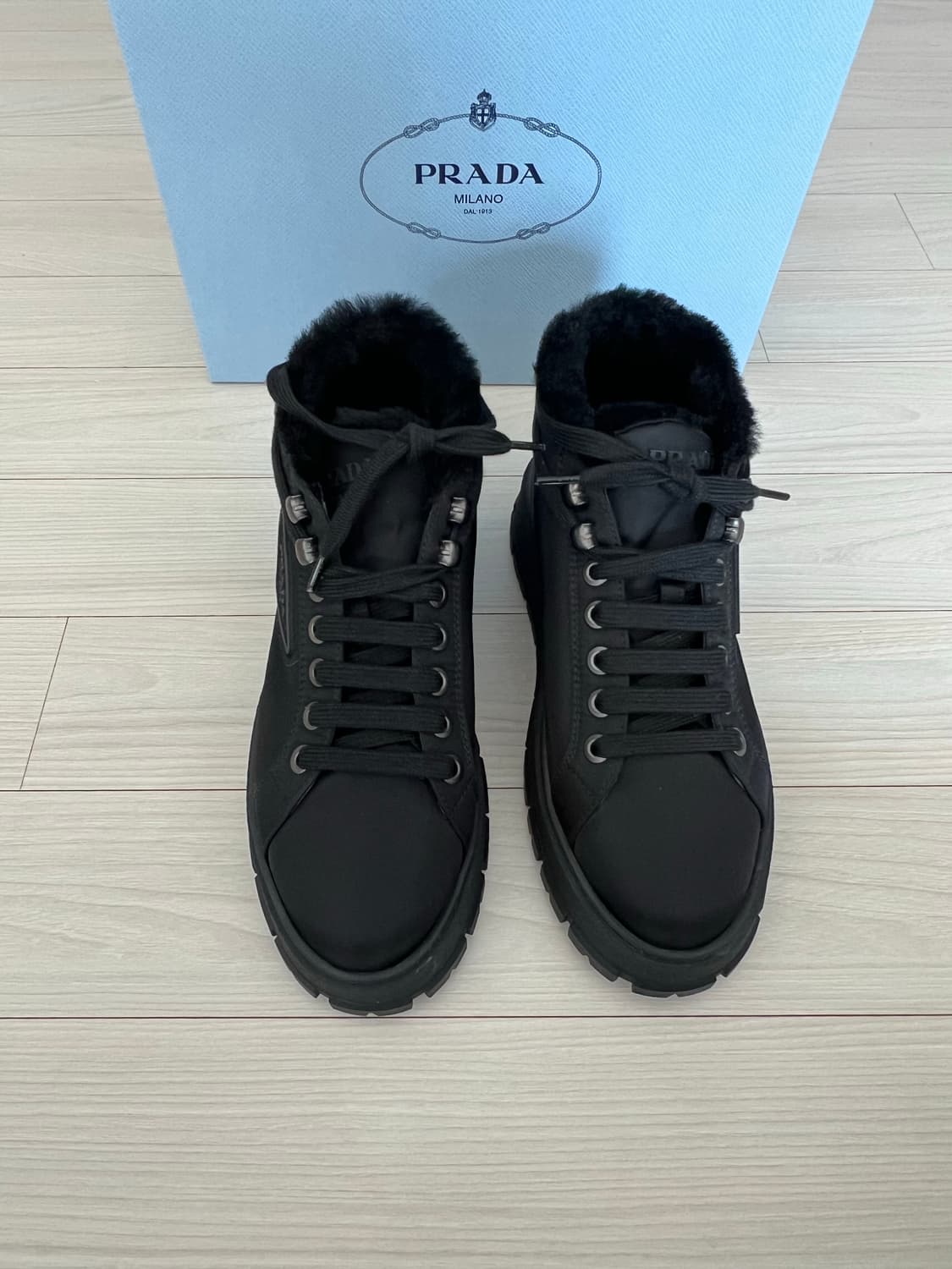 프라다 시어링 워커부츠 37.5 상품이미지1