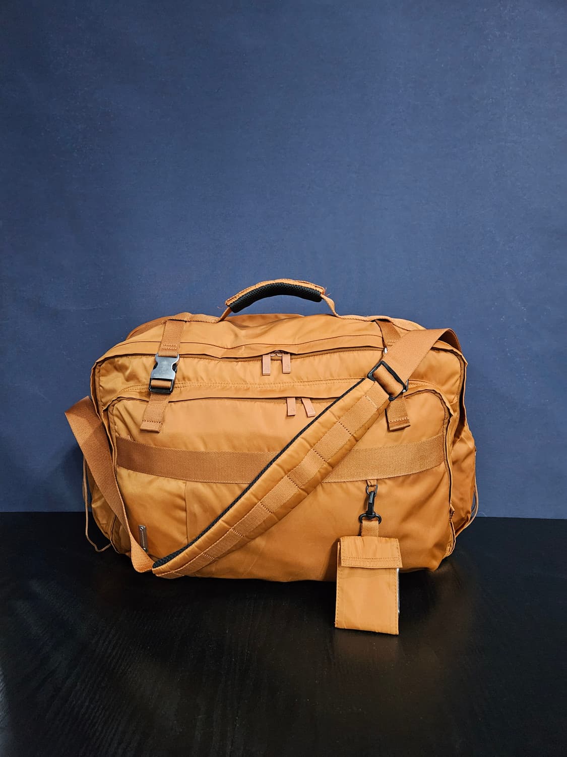 만다리나덕 페브릭 남성 백팩 크로스백  상품이미지1