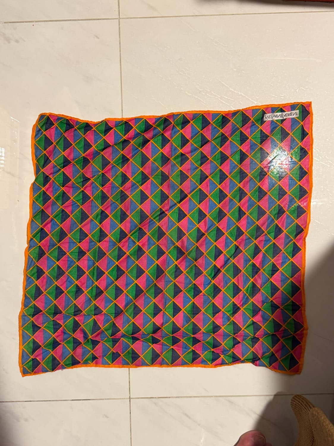 입생로랑 빈티지 실크 스카프 상품이미지1