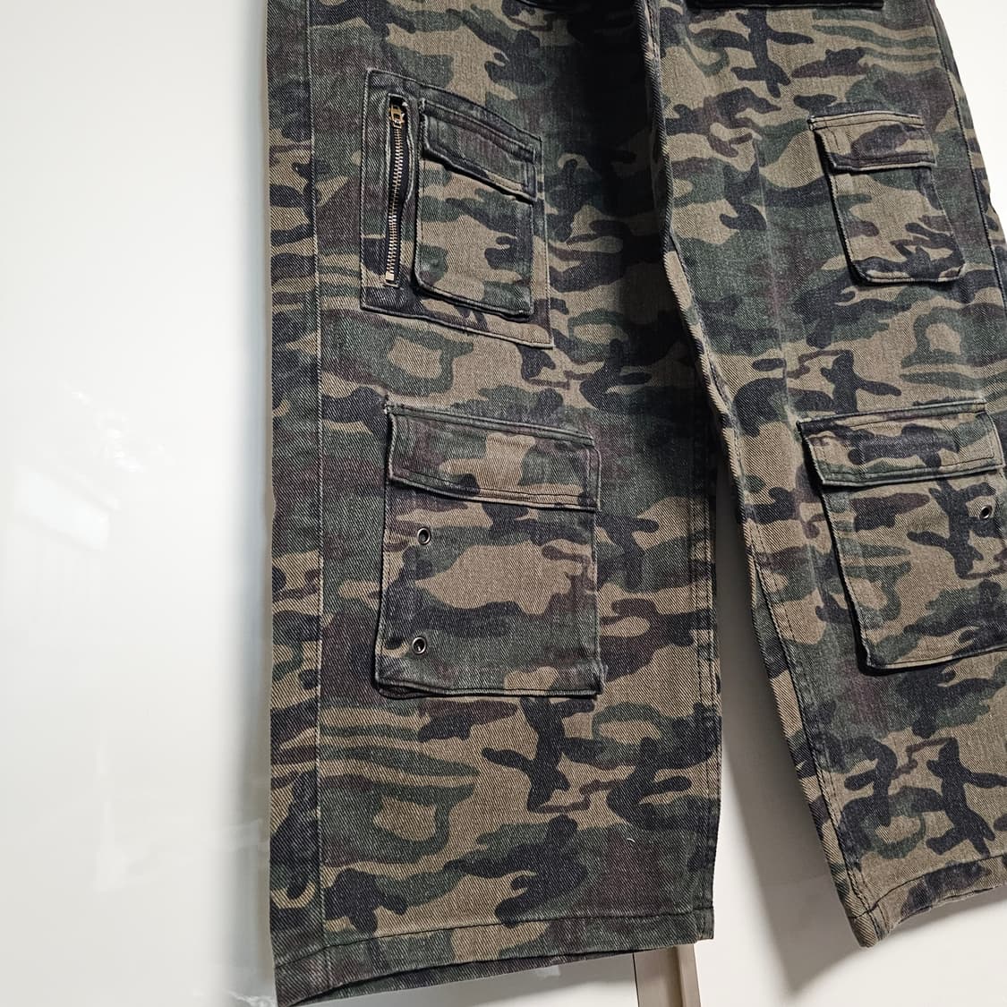 80 32 새제품) 에잇세컨즈 PROJECT888 카모플라주 카고 바지 상품이미지5