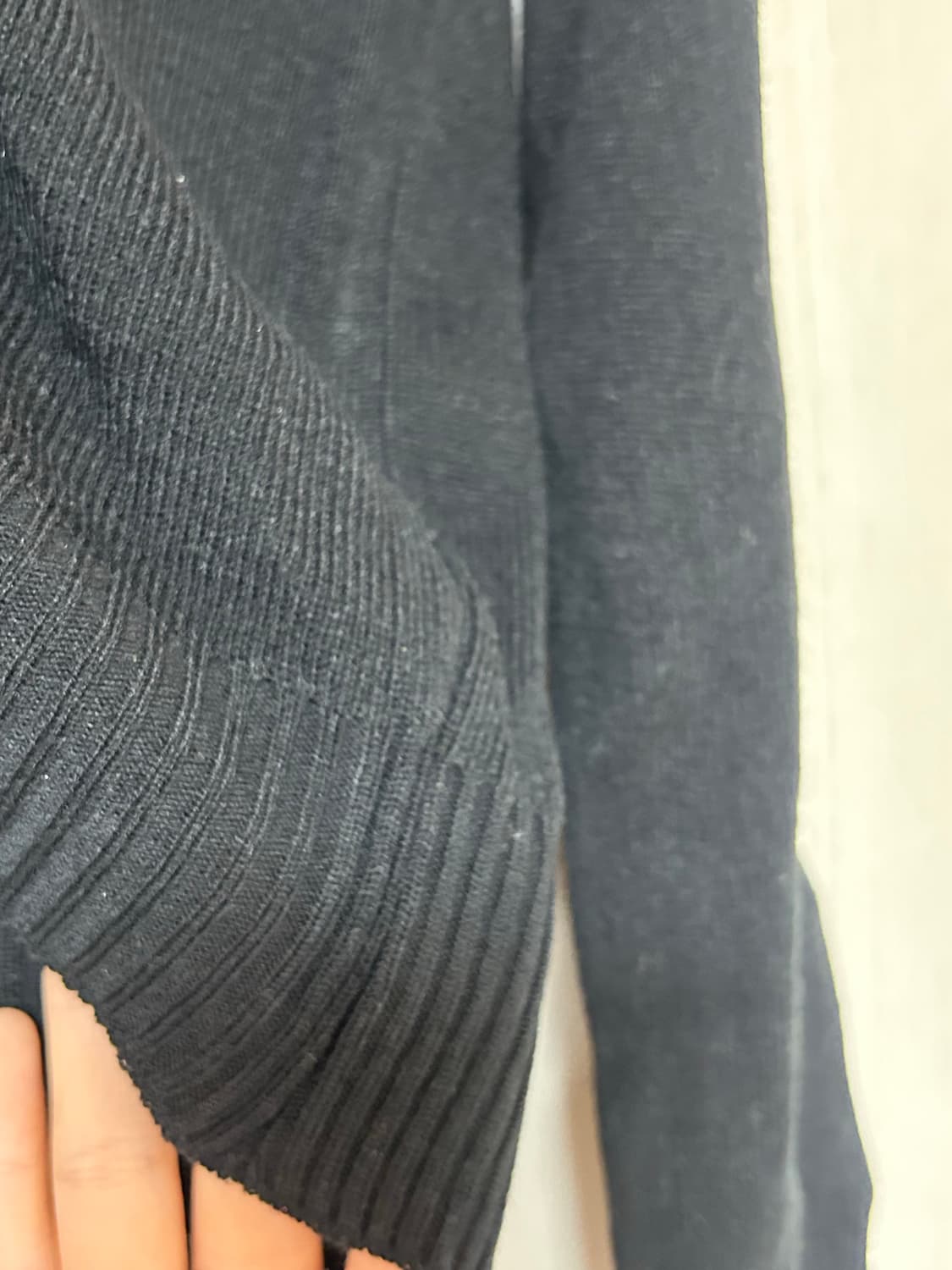 검정 셔링 니트 상품이미지2