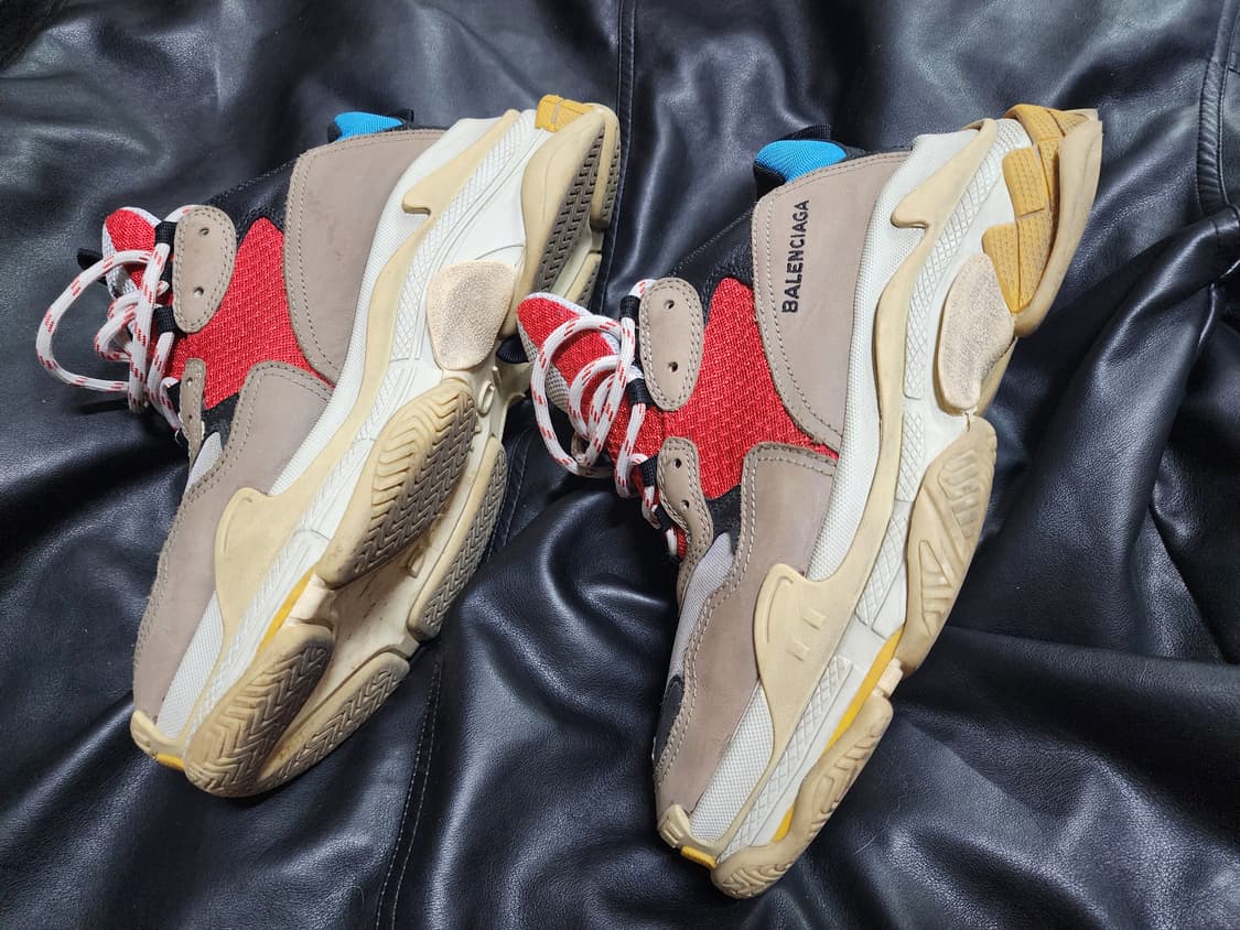 발렌시아가 트리플s 멀티 42 270 275 280 상품이미지2