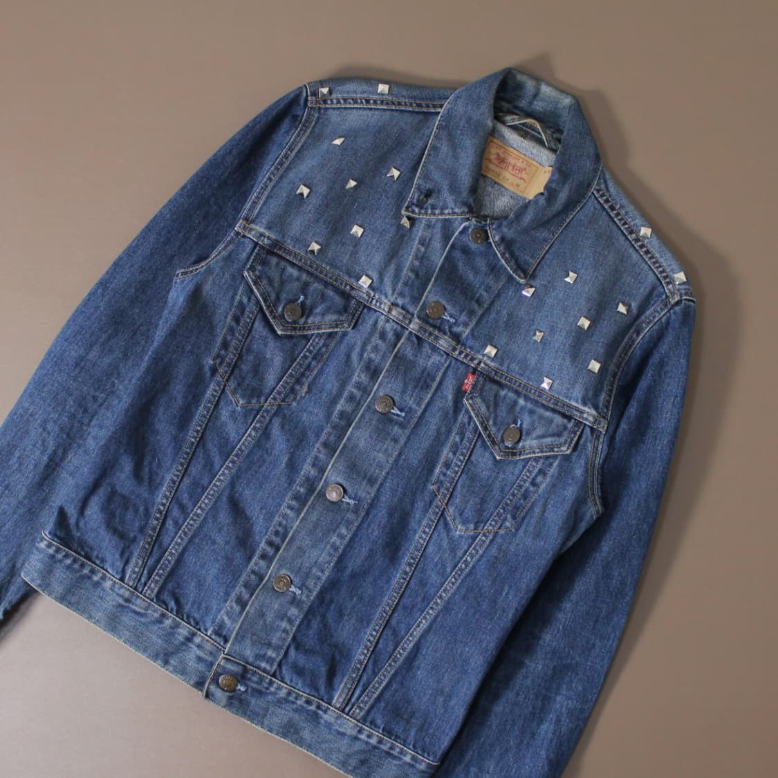 Levi’s 리바이스 70500 유럽판 커스텀 데님 트러커 자켓 L001 상품이미지2