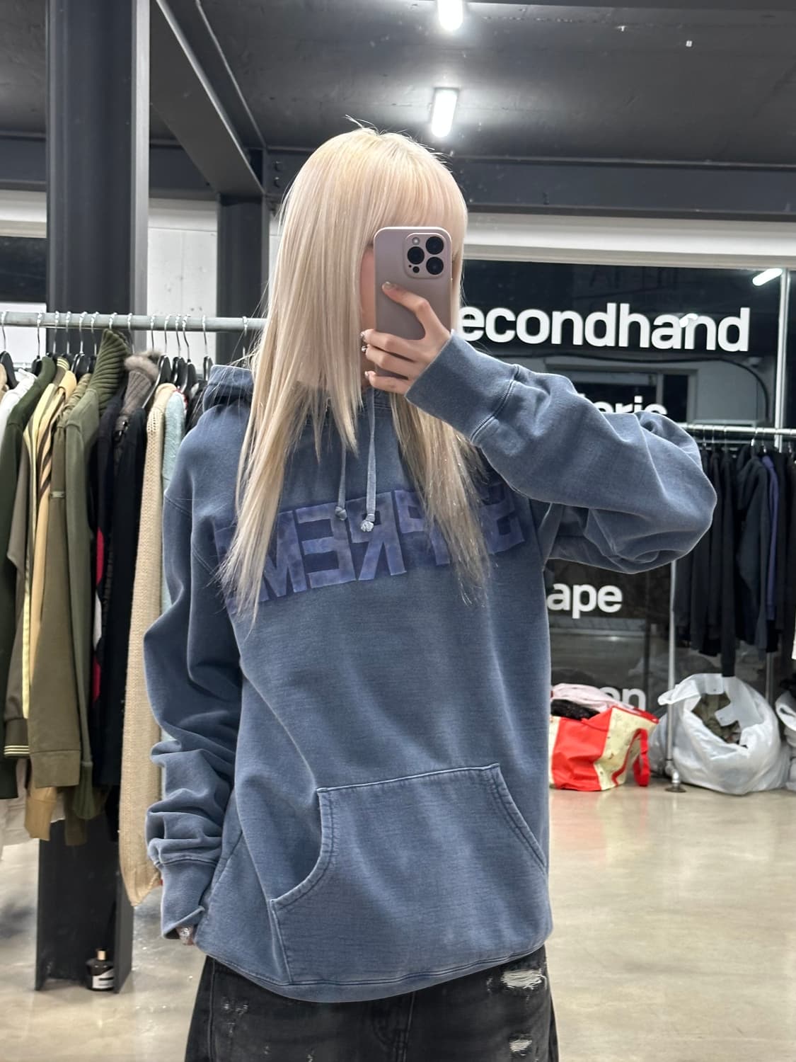 슈프림 엠보스드 아치 로고 후드 네이비 상품이미지2