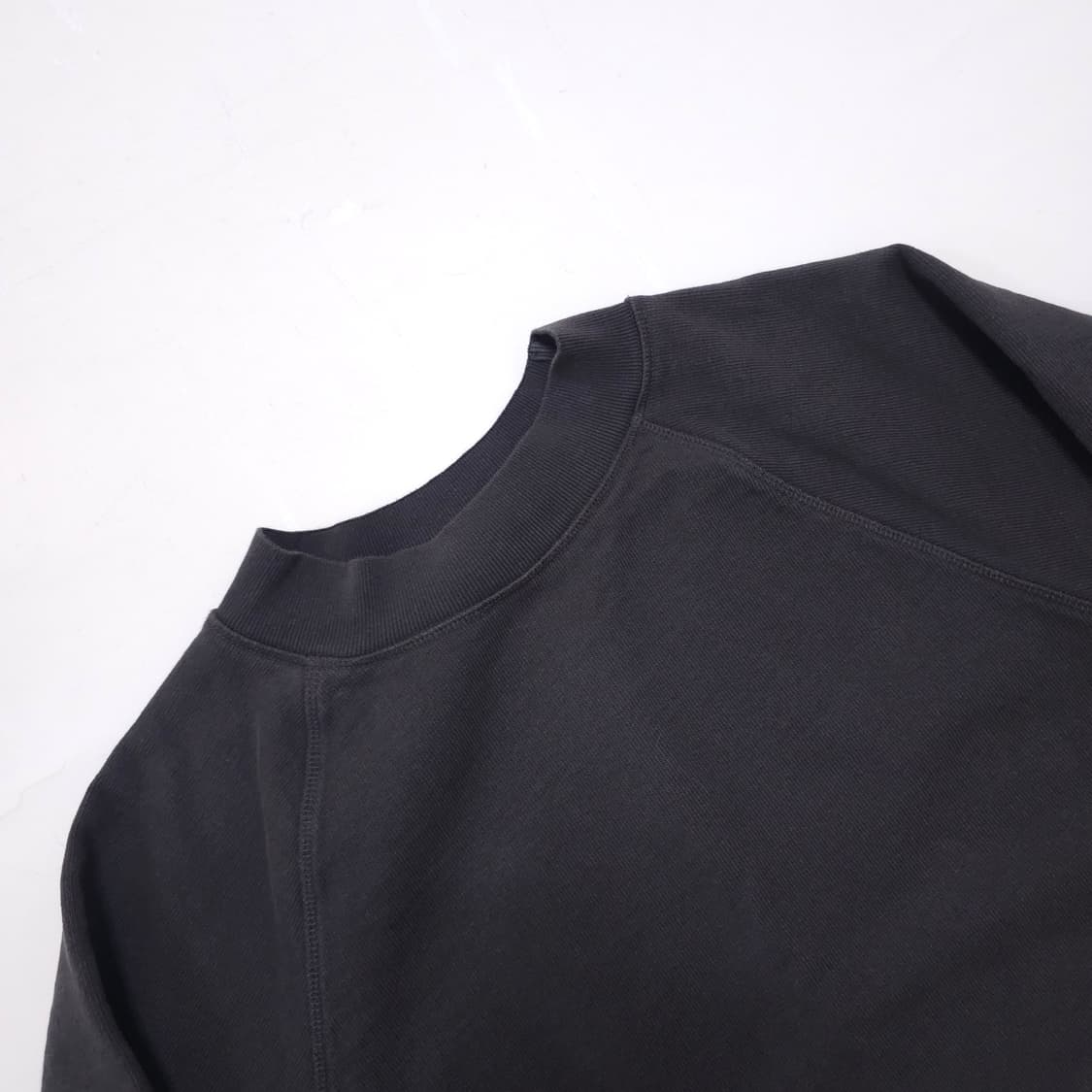 마가렛호웰 크롭 스웻셔츠 상품이미지2