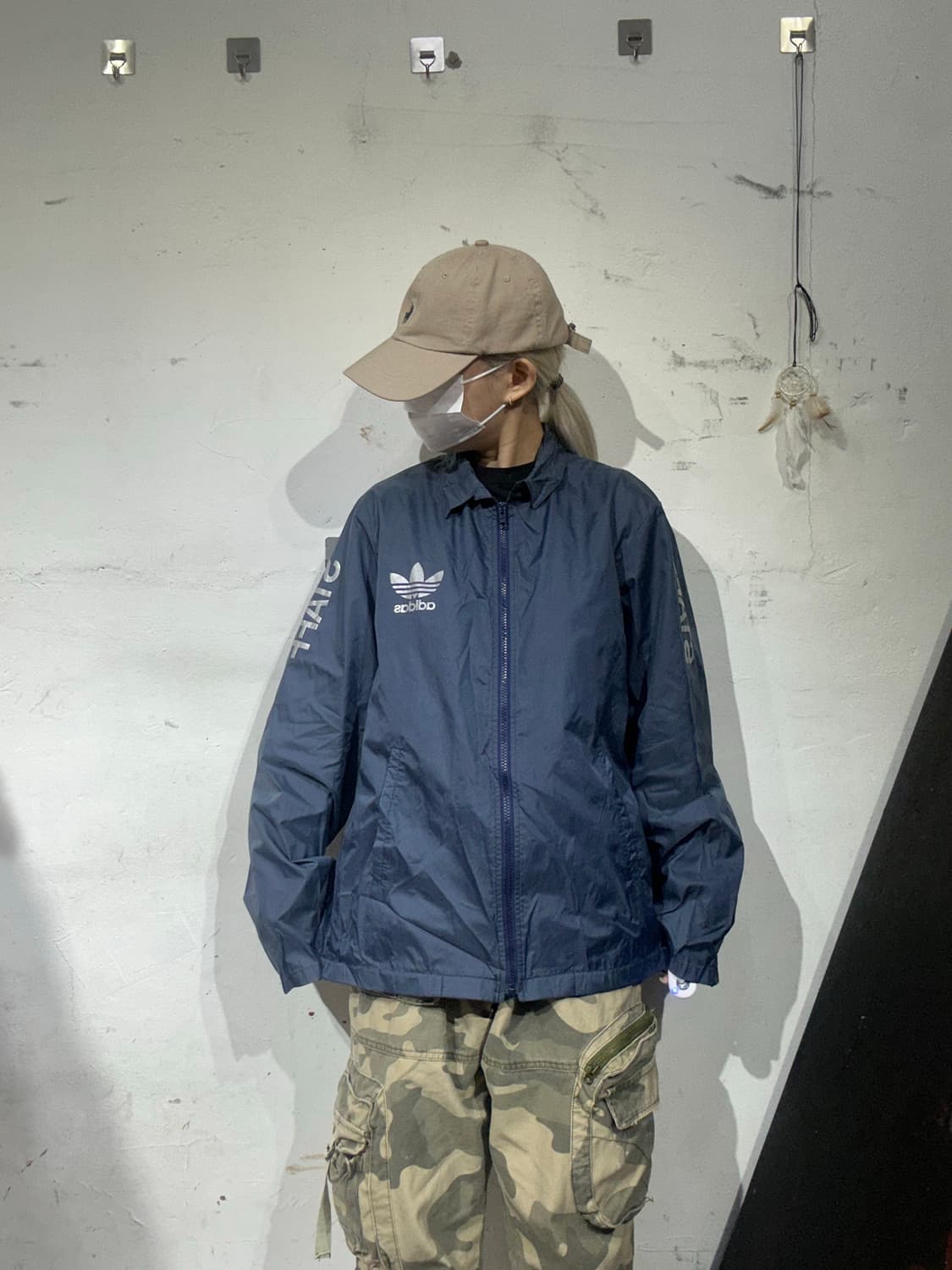 90s 아디다스 네이비 데상트 도쿄컵 올드스쿨 프린팅 바람막이 자켓 상품이미지2