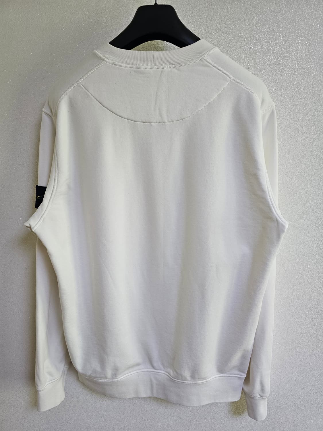 스톤아일랜드 화이트 맨투맨 티셔츠 상품이미지2