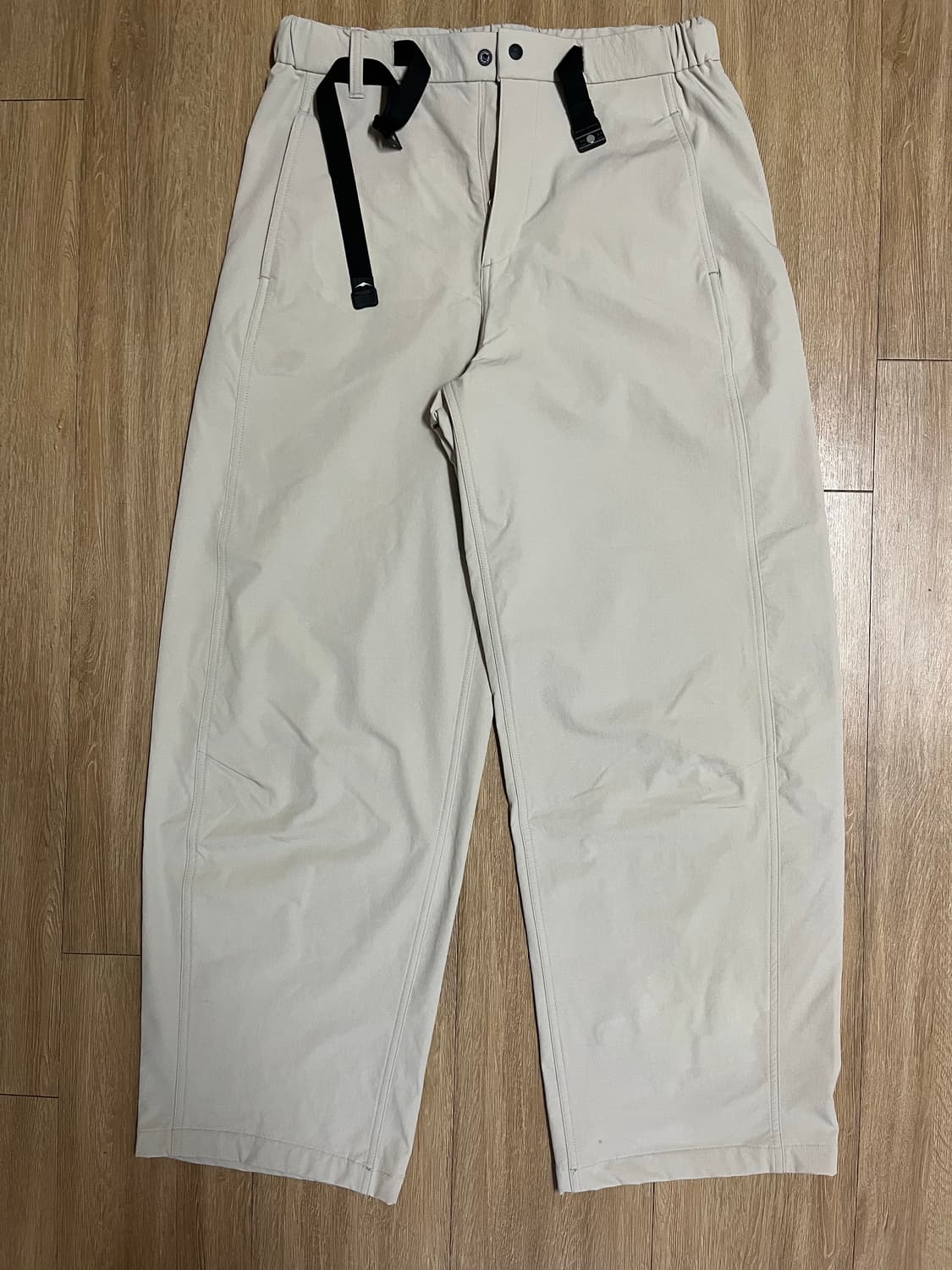 고요웨어 커브드 플로우 팬츠 - XL 상품이미지2