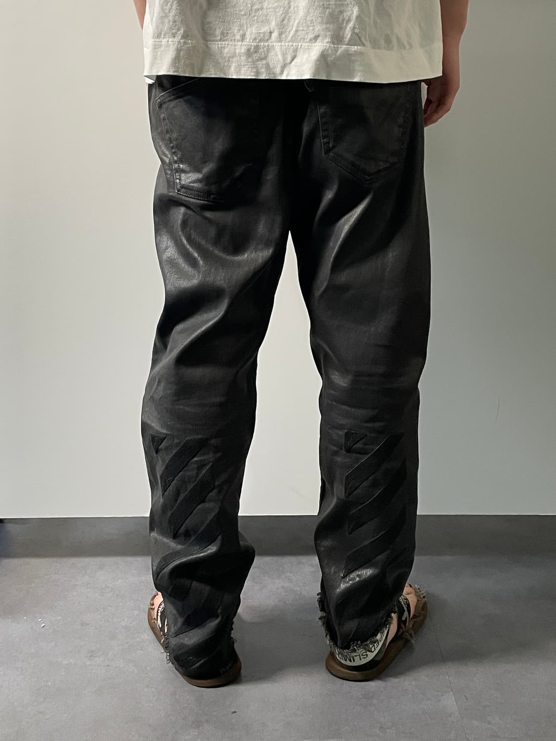 오프화이트 디스트 블랙 코팅진 (onp.72)   상품이미지2