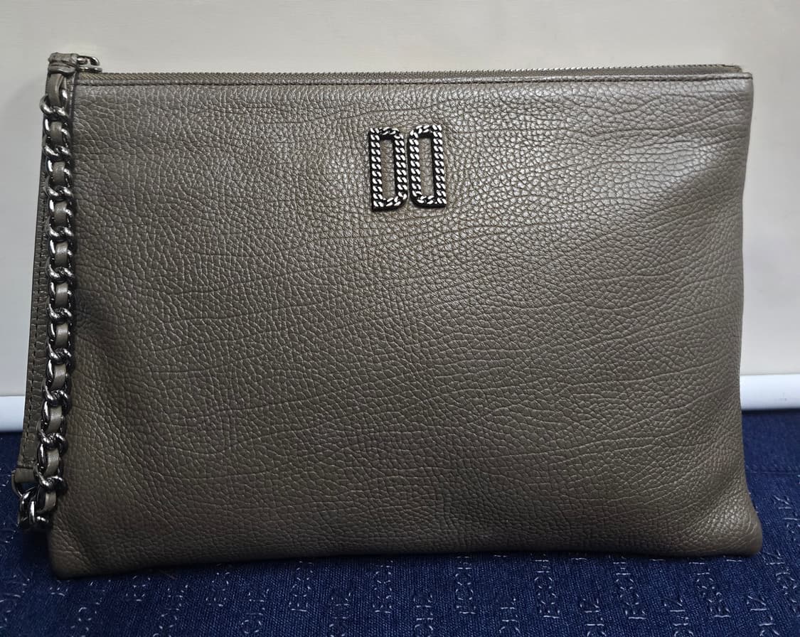 닥스 힐턴체인 DD장식 클러치 상품이미지1