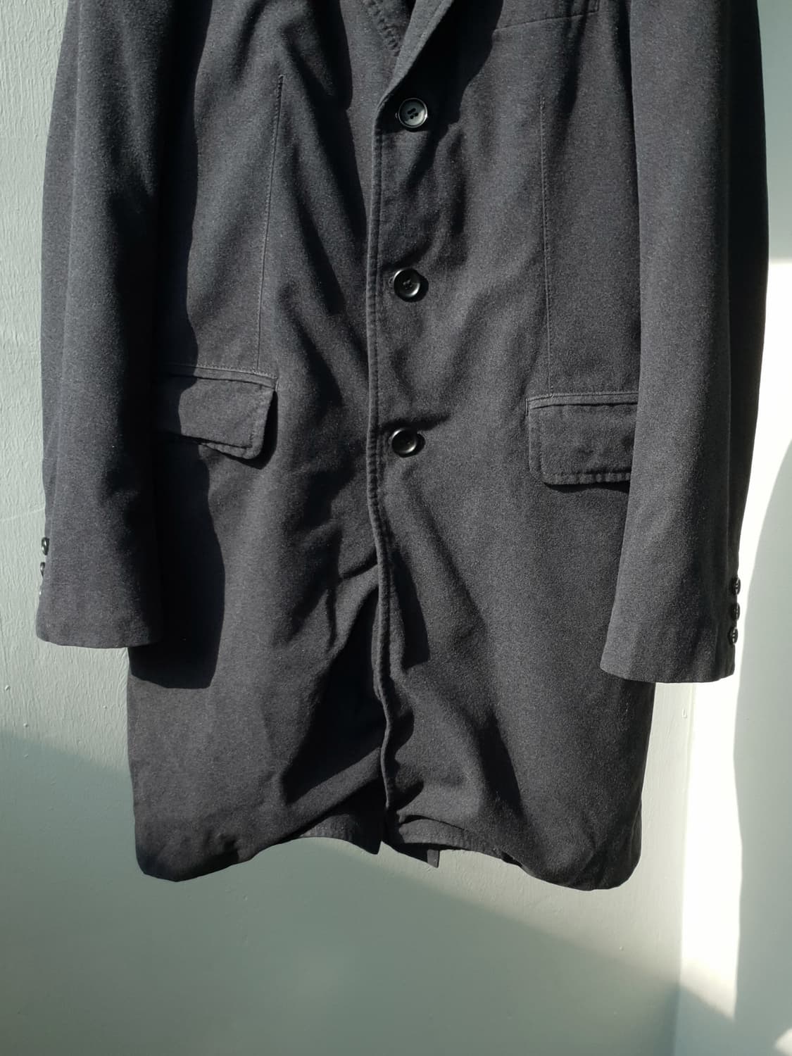 Comme Des Garcons 縮絨
chesterfield coat 상품이미지4