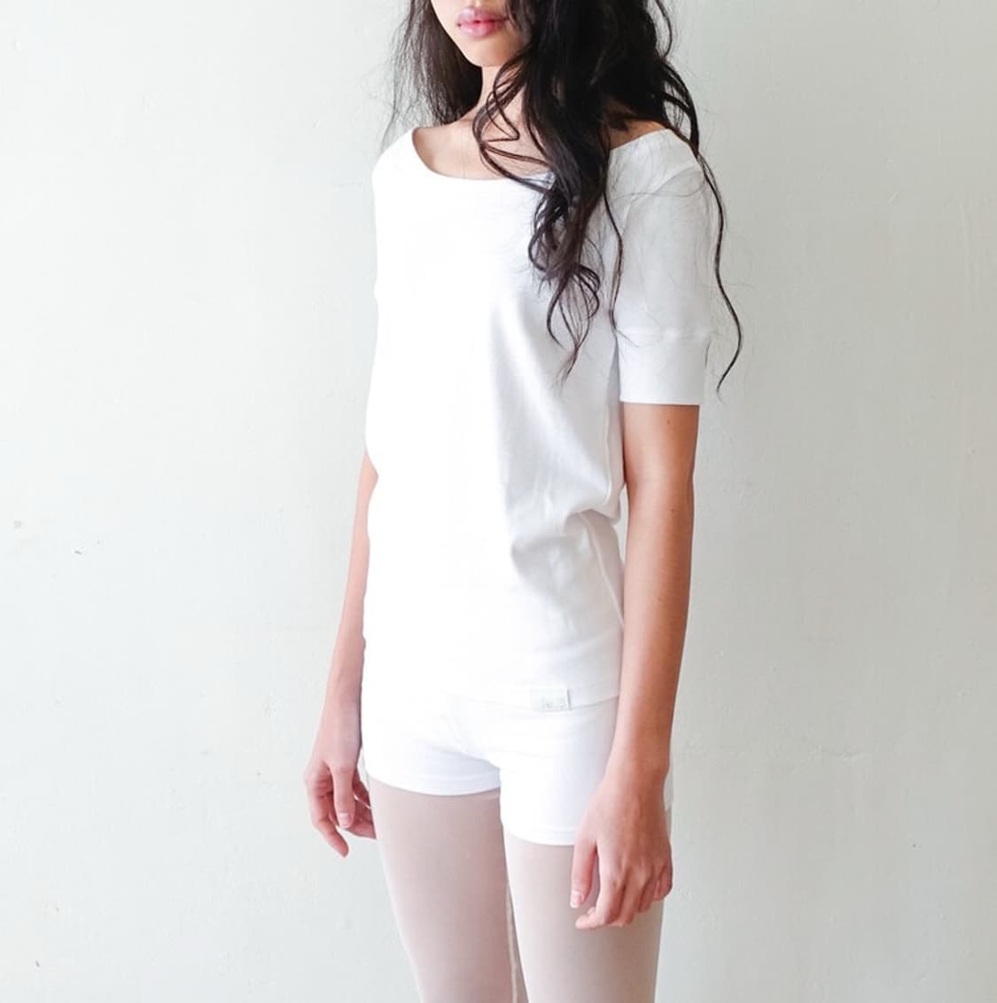 샵페어리 립 하프 탑 화이트 반팔 티셔츠 상품이미지4
