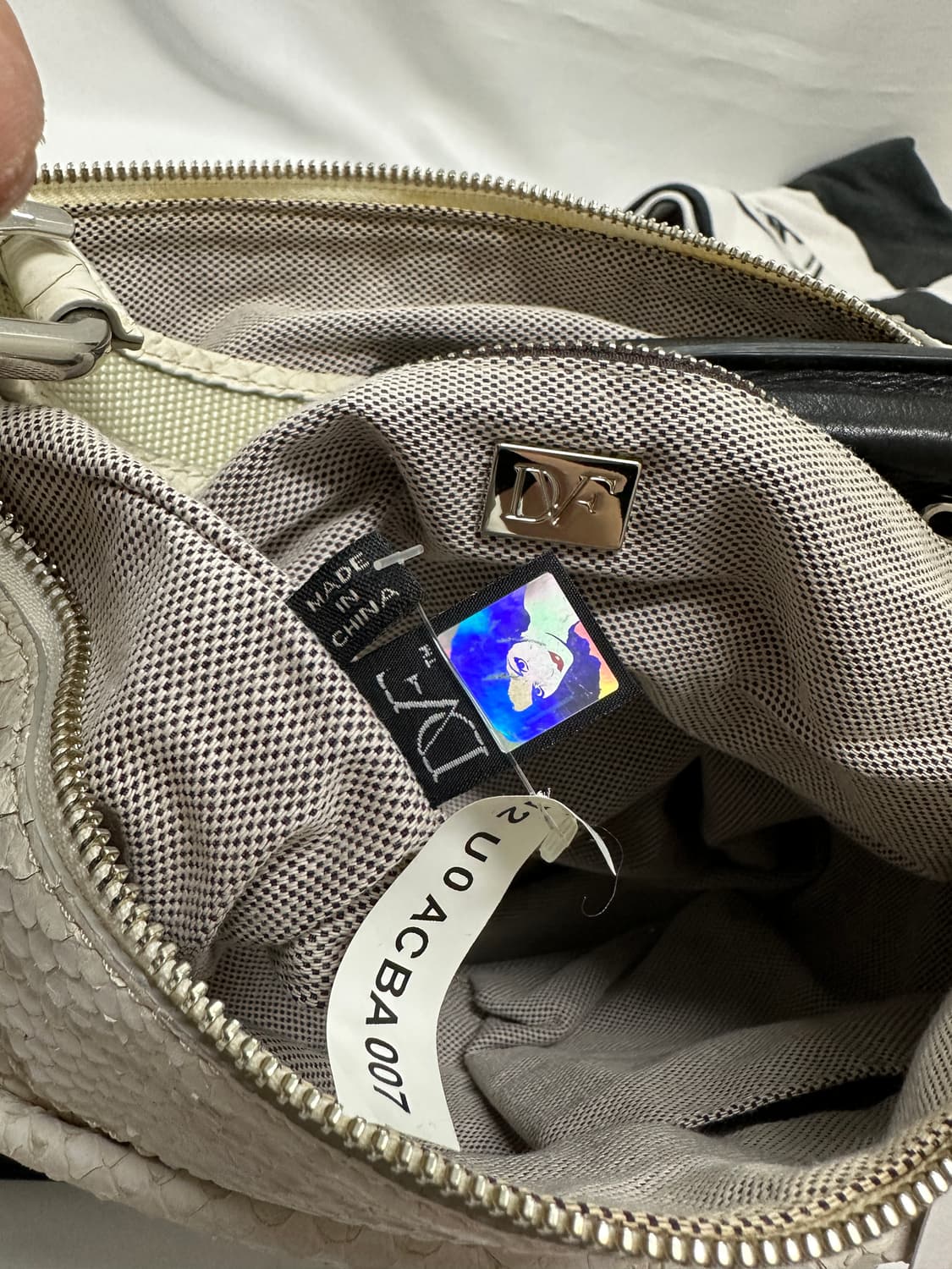 다이앤 본 퍼스텐버그 파이톤 맨디 백 상품이미지9