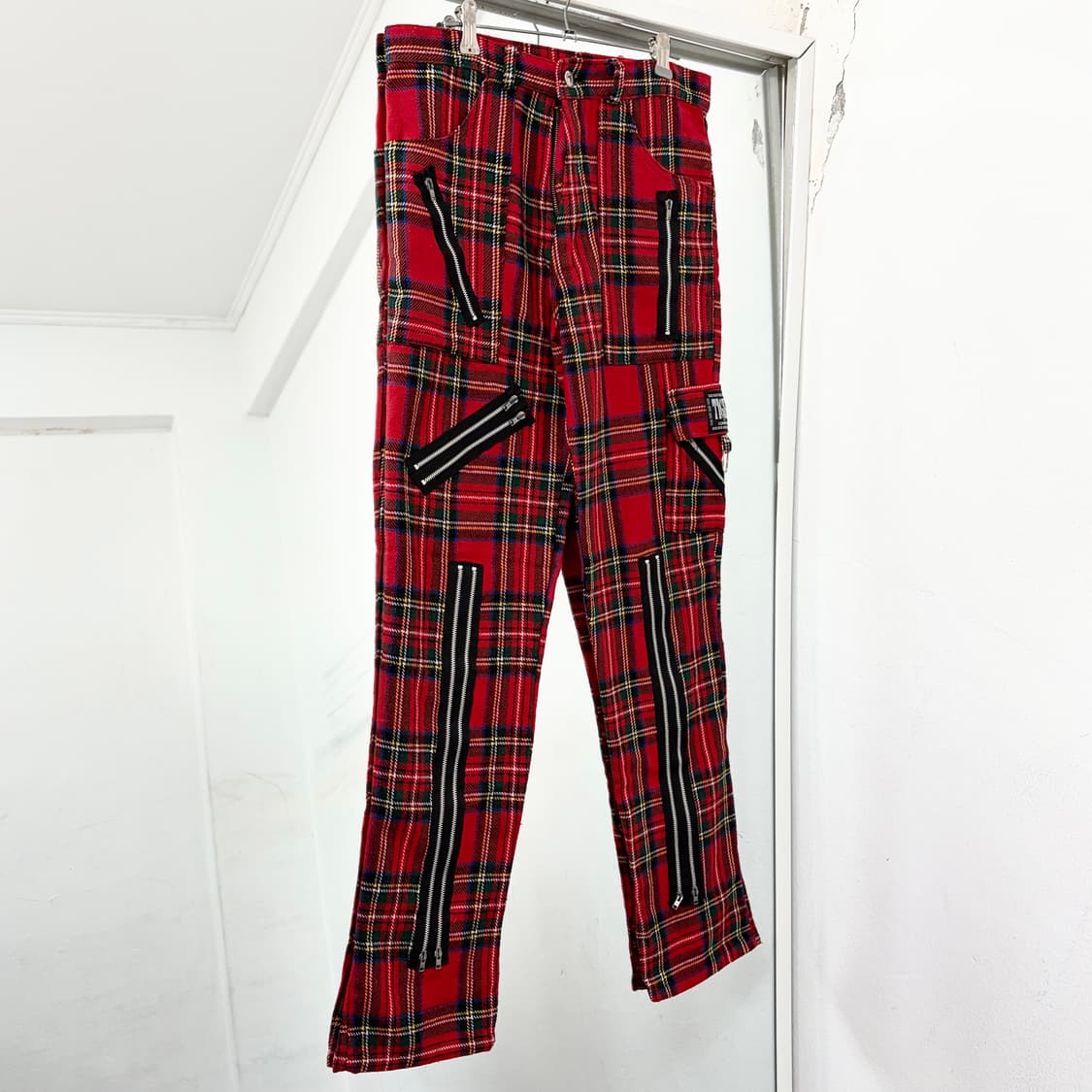 Tiger of London 멀티지퍼 타탄체크 펑크 팬츠 상품이미지5