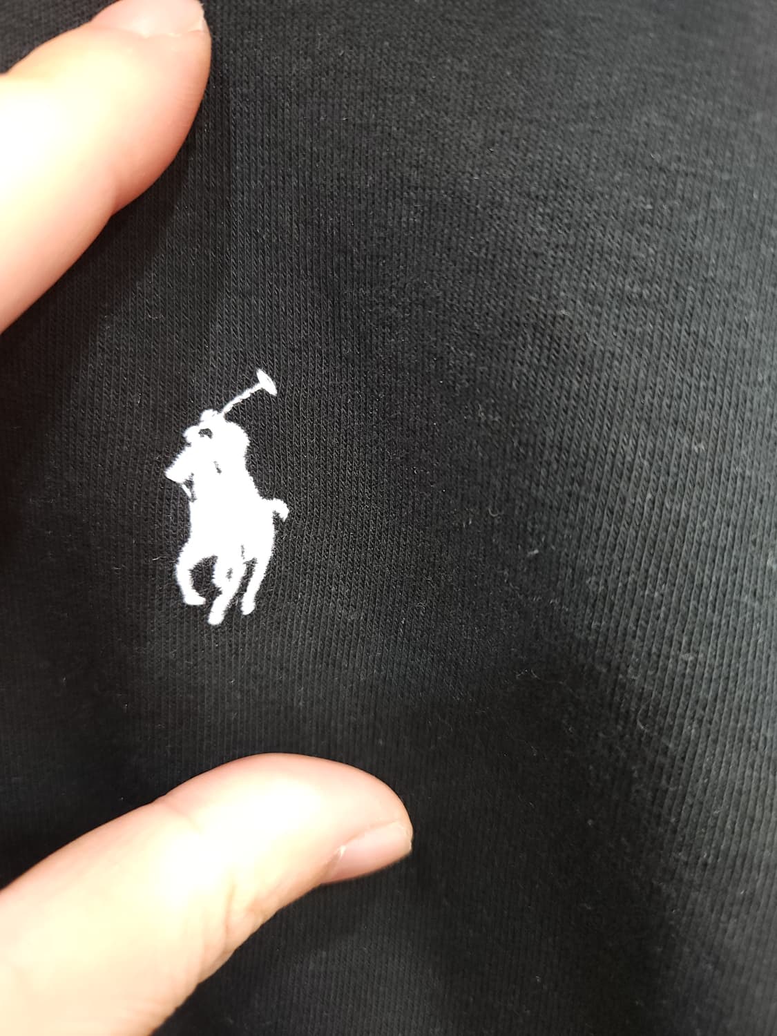 폴로 랄프로렌 블랙 맨투맨

 상품이미지4